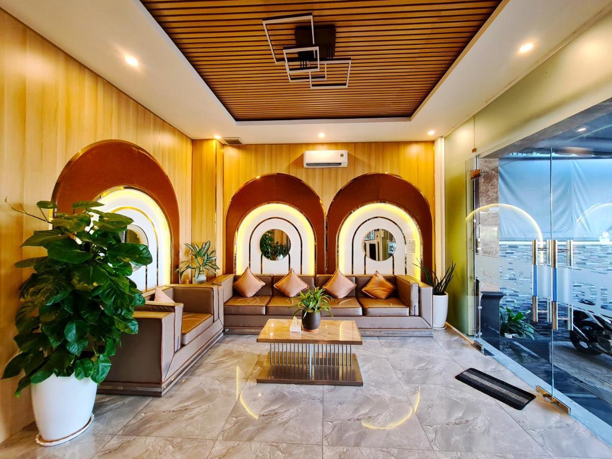 Dong Hai Hotel _ Rạch Giá Buitenkant foto